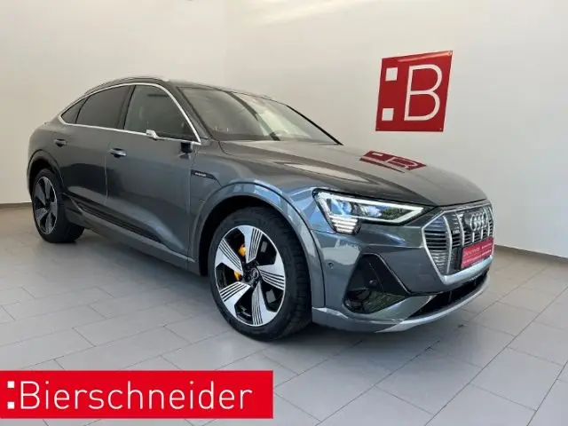 Photo 1 : Audi E-tron 2020 Non renseigné