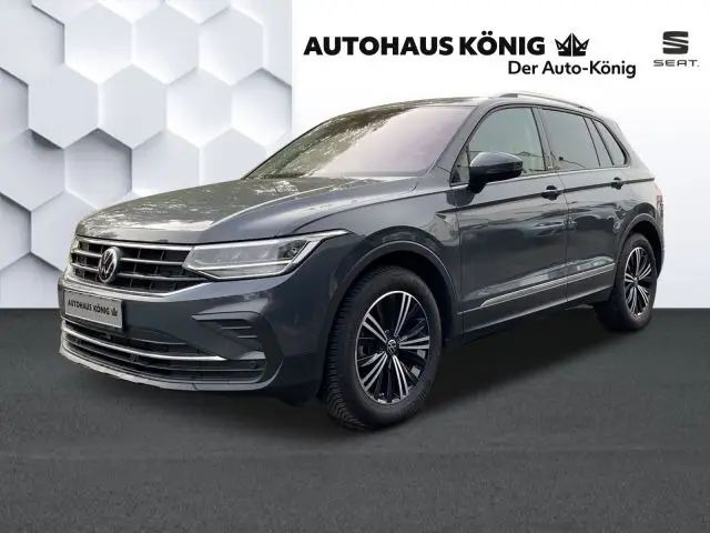 Photo 1 : Volkswagen Tiguan 2021 Essence