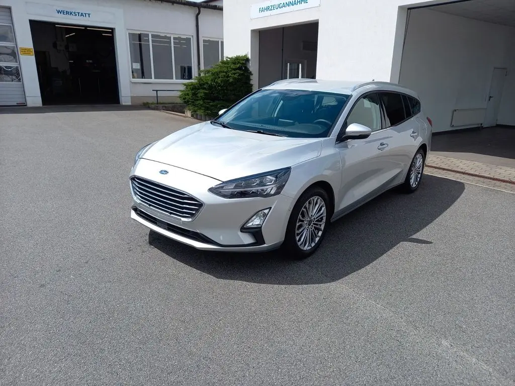 Photo 1 : Ford Focus 2021 Essence