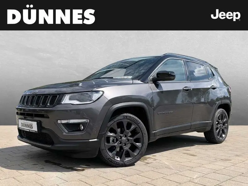 Photo 1 : Jeep Compass 2021 Petrol