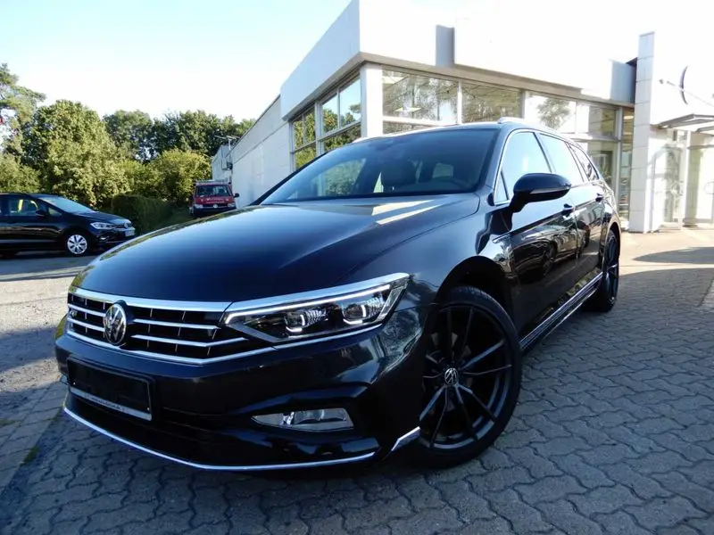 Photo 1 : Volkswagen Passat 2021 Diesel