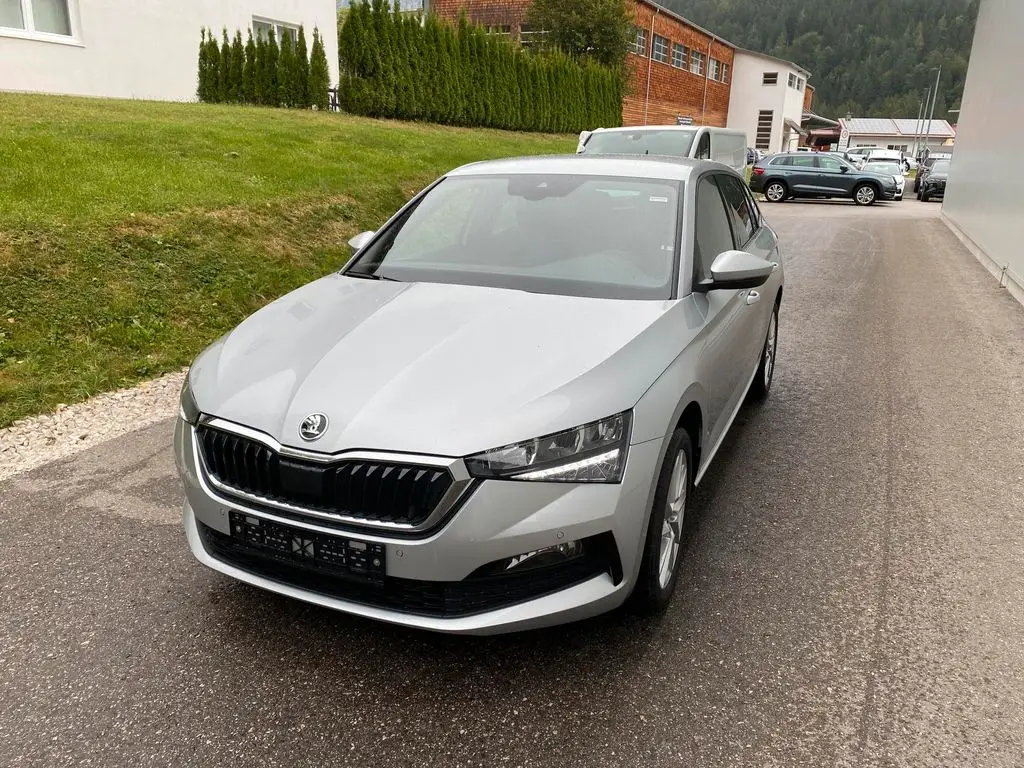 Photo 1 : Skoda Scala 2022 Petrol