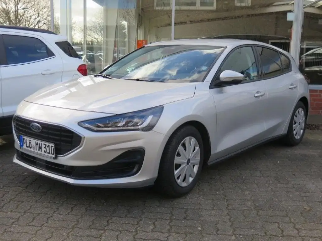 Photo 1 : Ford Focus 2022 Petrol