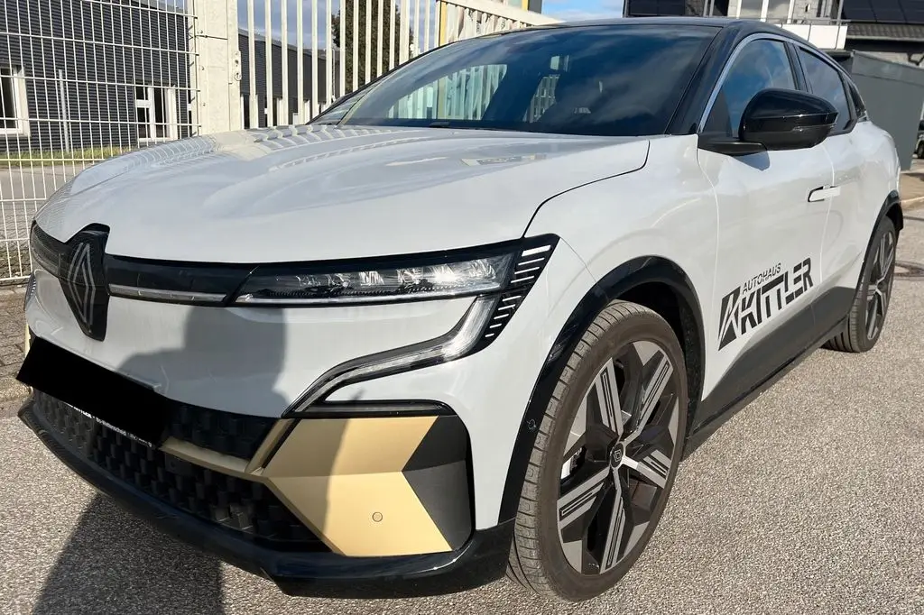 Photo 1 : Renault Megane 2022 Non renseigné