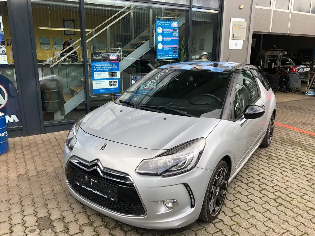 Photo 1 : Citroen Ds3 2015 Petrol