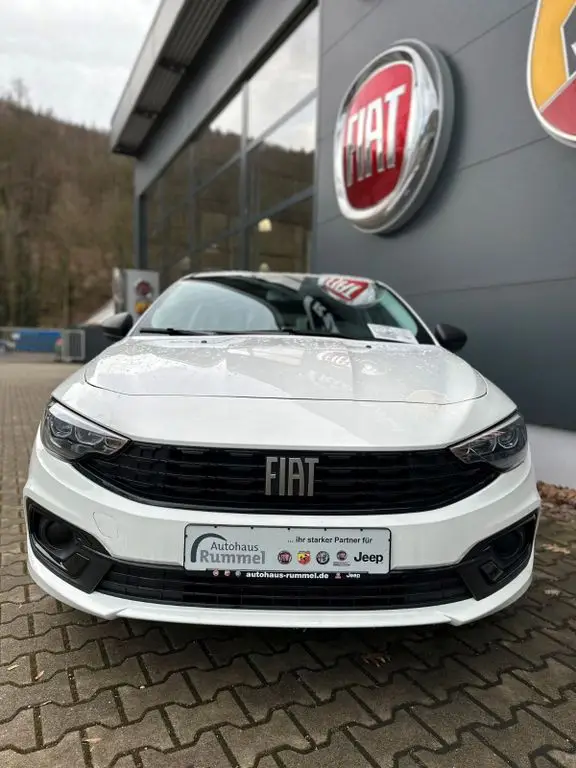 Photo 1 : Fiat Tipo 2024 Hybrid