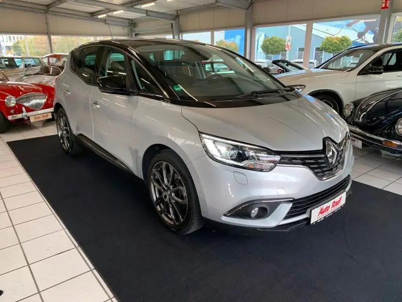 Photo 1 : Renault Scenic 2017 Petrol