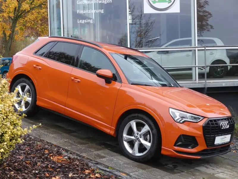 Photo 1 : Audi Q3 2019 Petrol