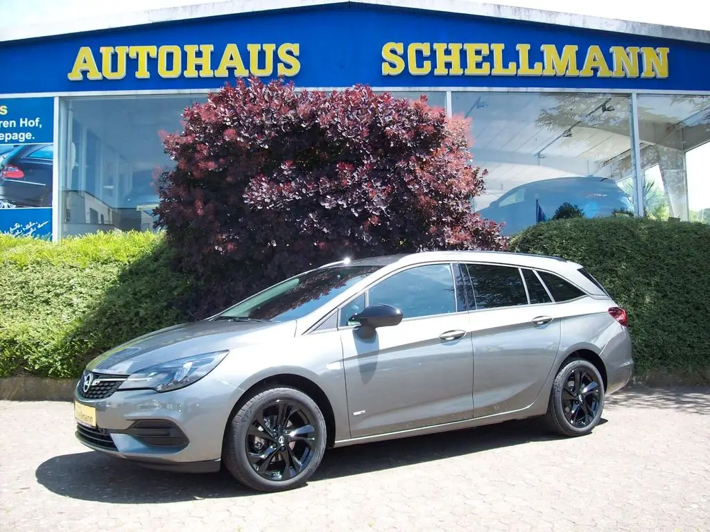 Photo 1 : Opel Astra 2022 Essence