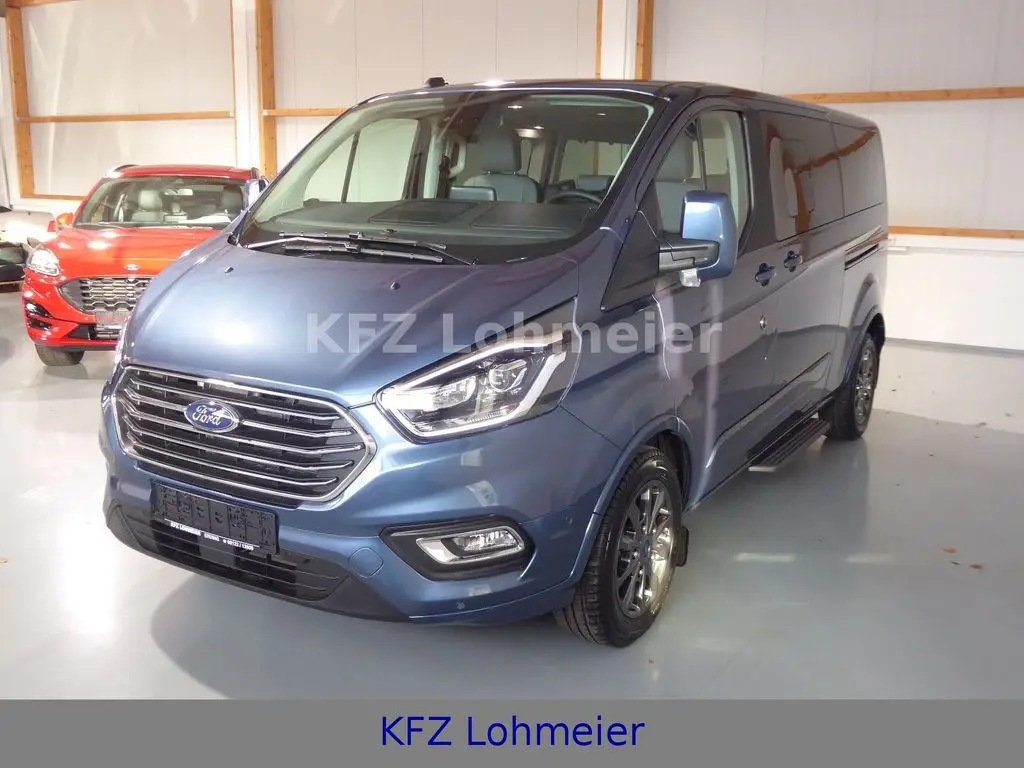 Photo 1 : Ford Tourneo 2022 Hybride