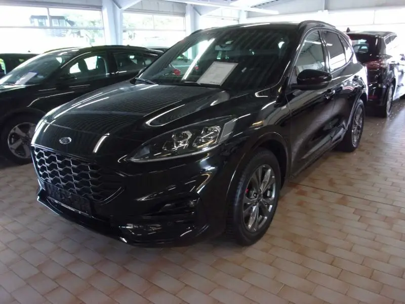 Photo 1 : Ford Kuga 2021 Essence