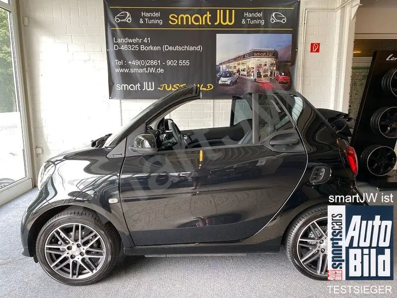 Photo 1 : Smart Fortwo 2019 Petrol