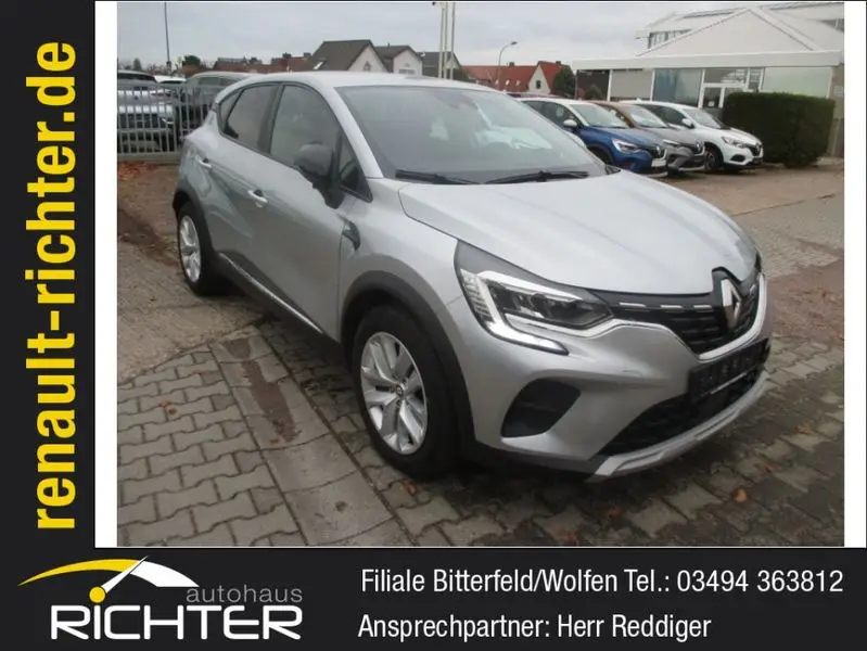 Photo 1 : Renault Captur 2021 Petrol