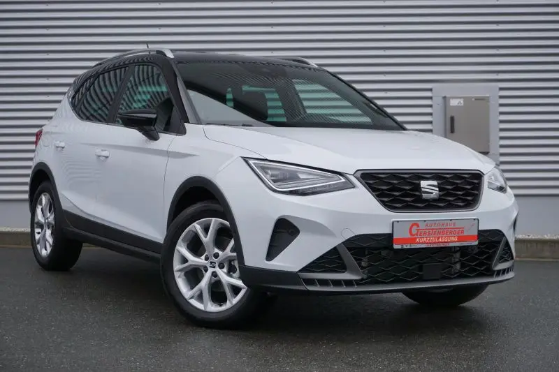 Photo 1 : Seat Arona 2021 Essence