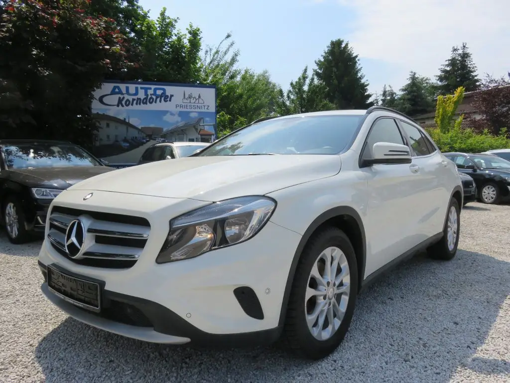 Photo 1 : Mercedes-benz Classe Gla 2016 Petrol