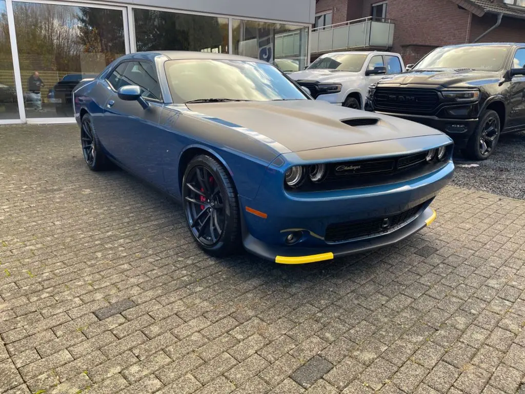 Photo 1 : Dodge Challenger 2024 Essence