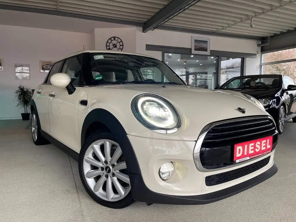 Photo 1 : Mini Cooper 2018 Diesel