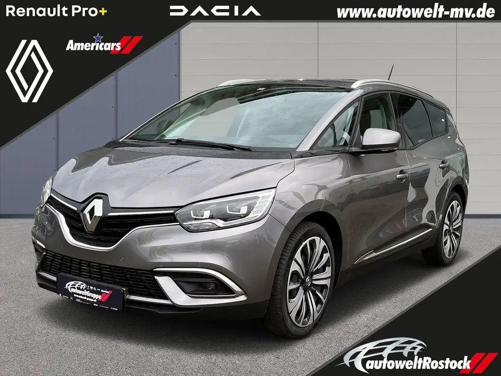 Photo 1 : Renault Grand Scenic 2022 Petrol