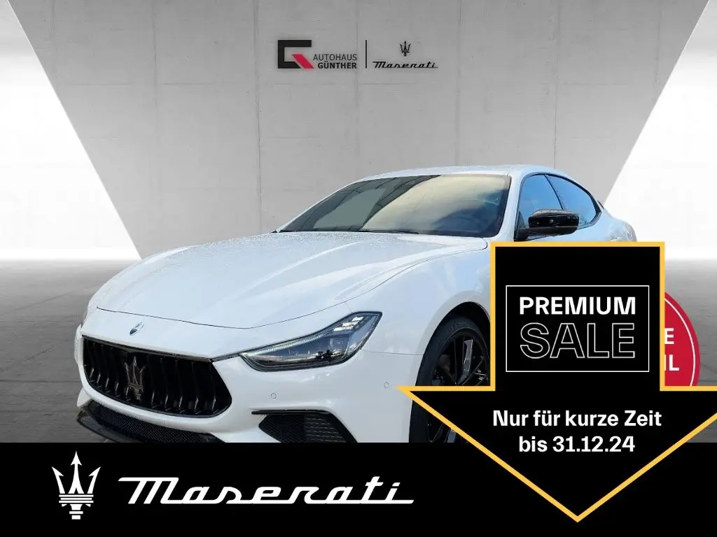 Photo 1 : Maserati Ghibli 2023 Petrol