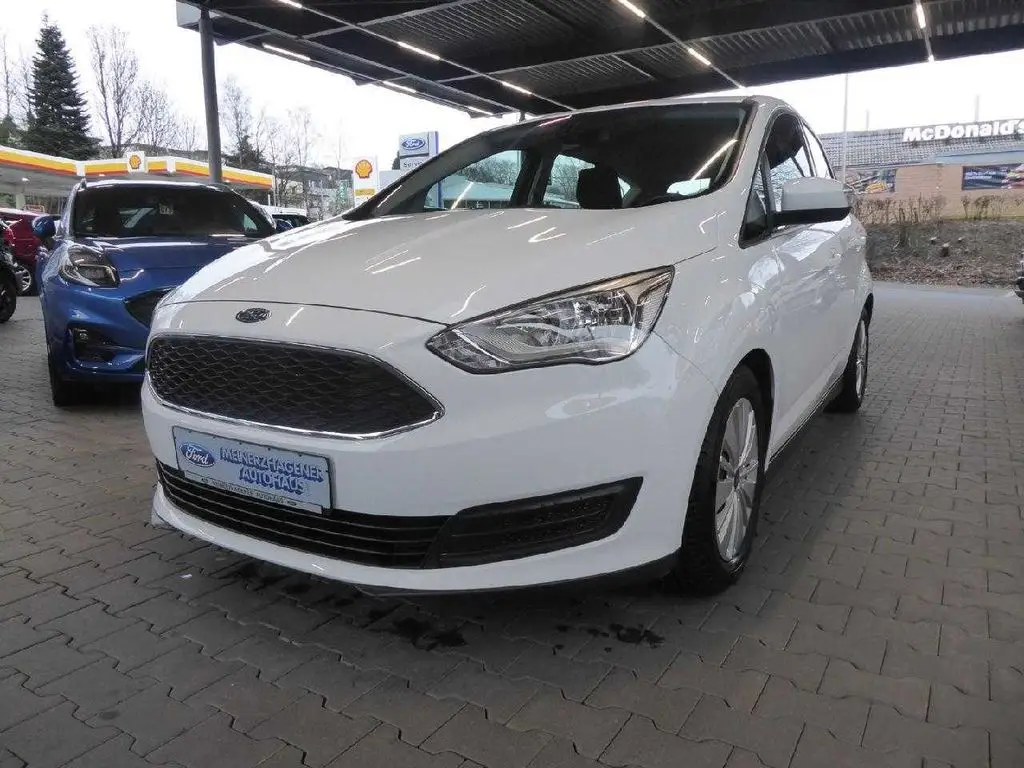 Photo 1 : Ford C-max 2017 Petrol