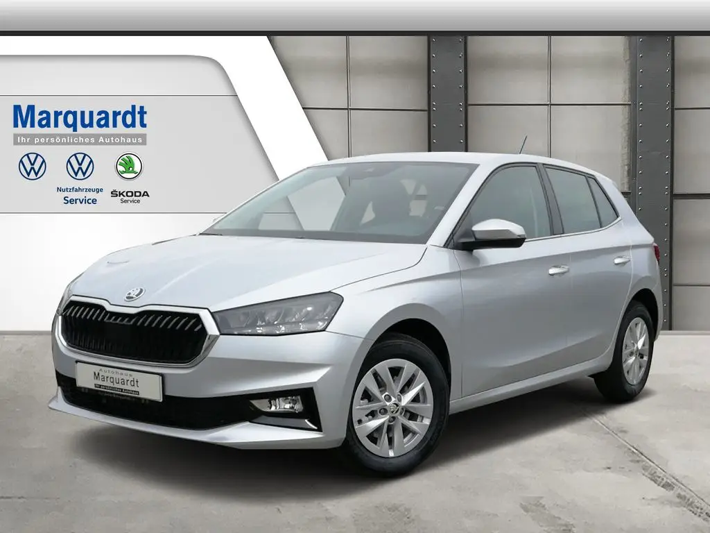 Photo 1 : Skoda Fabia 2023 Petrol