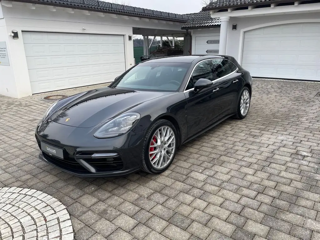 Photo 1 : Porsche Panamera 2019 Essence