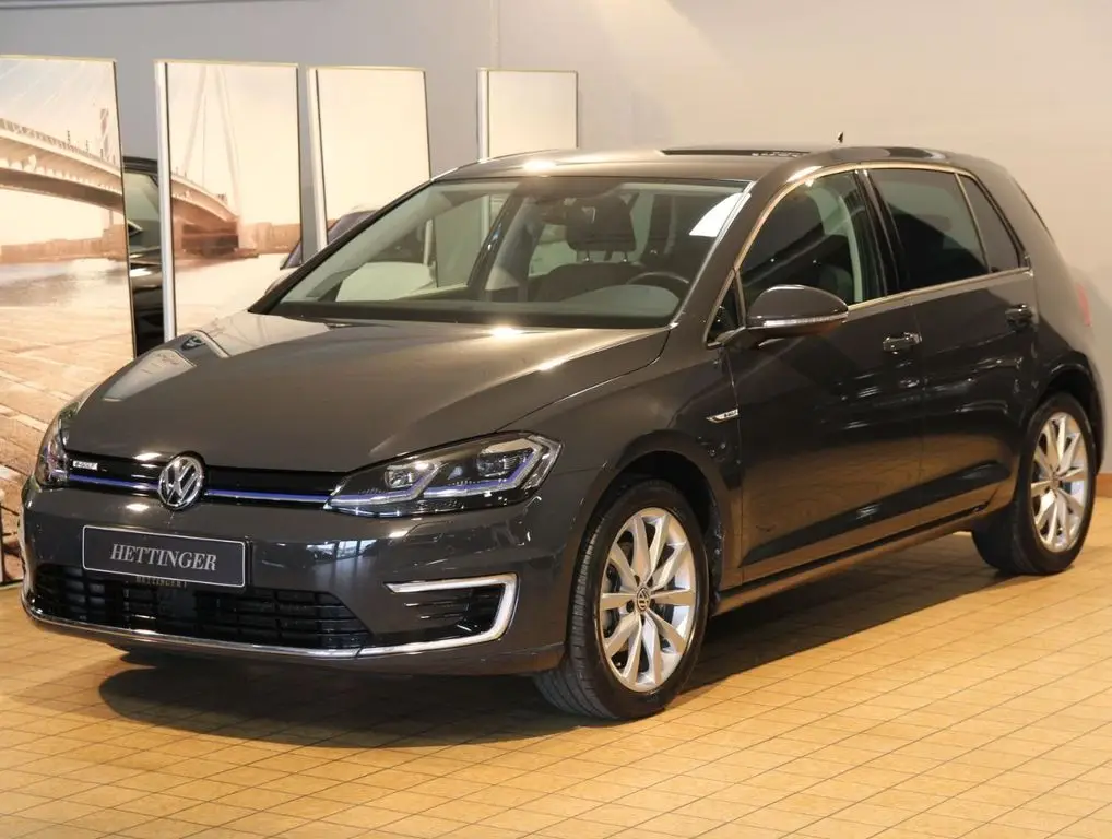 Photo 1 : Volkswagen Golf 2020 Not specified