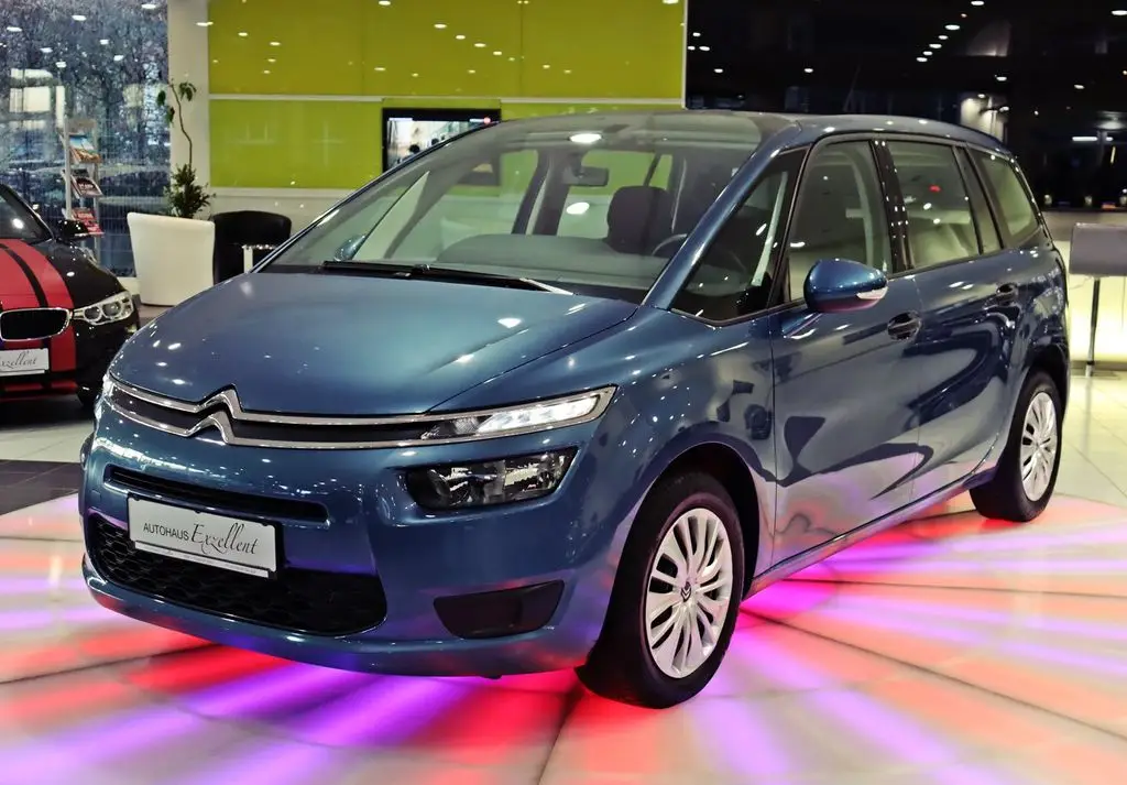 Photo 1 : Citroen C4 2015 Essence