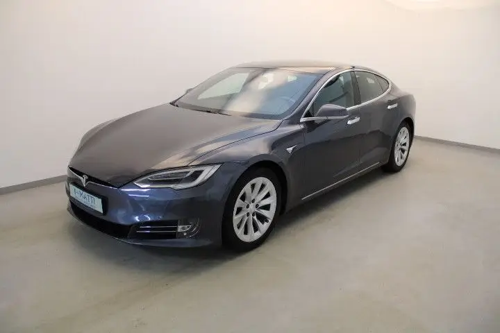 Photo 1 : Tesla Model S 2020 Not specified