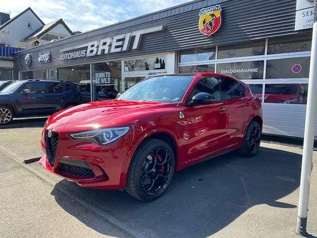 Photo 1 : Alfa Romeo Stelvio 2023 Petrol