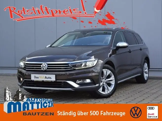 Photo 1 : Volkswagen Passat 2018 Petrol