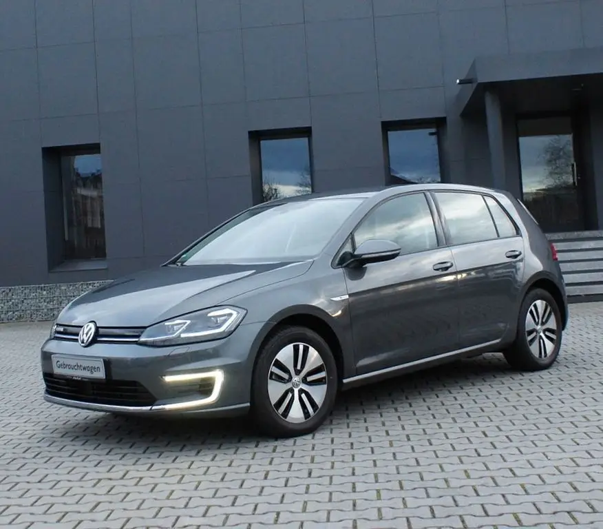 Photo 1 : Volkswagen Golf 2019 Not specified