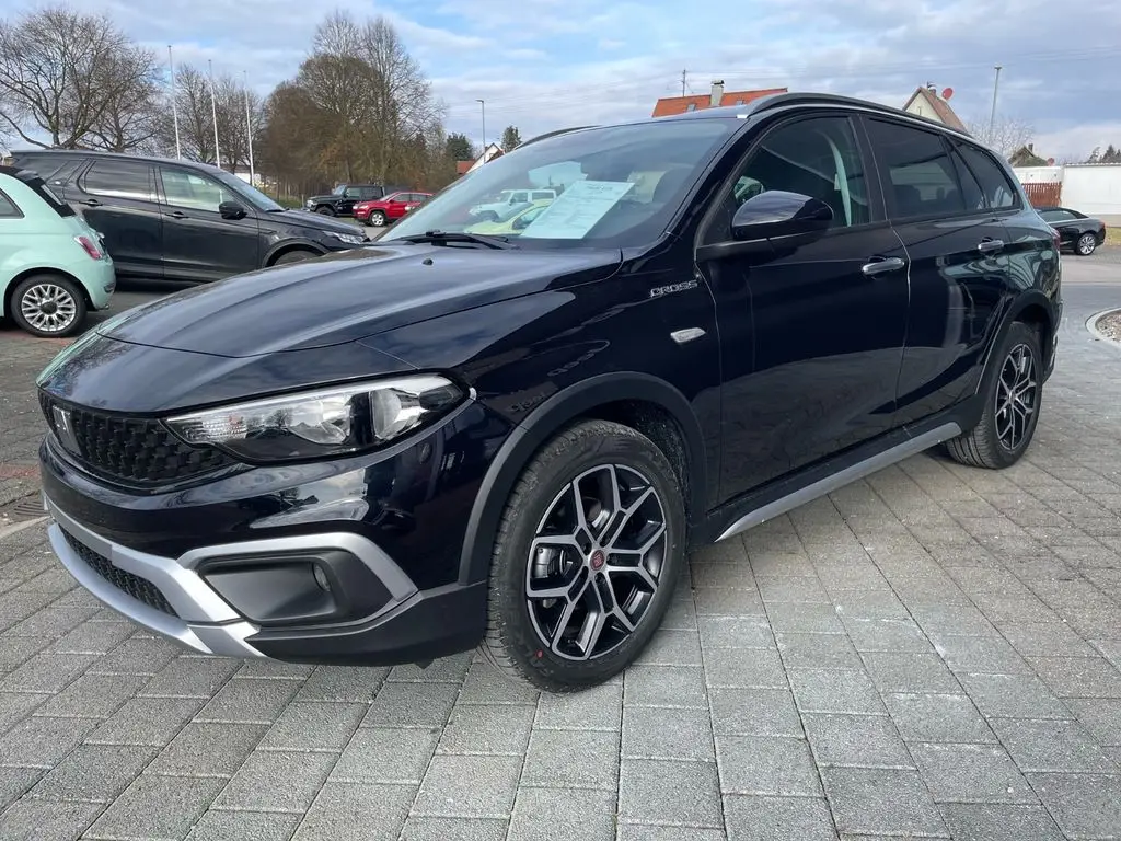 Photo 1 : Fiat Tipo 2023 Hybrid