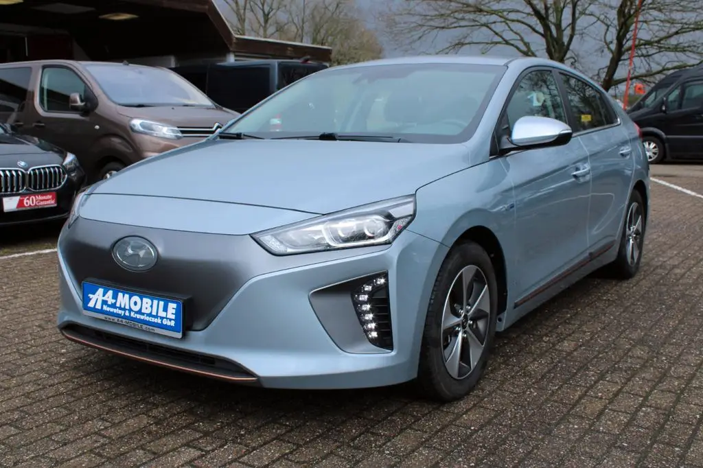 Photo 1 : Hyundai Ioniq 2019 Non renseigné