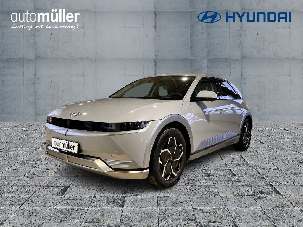 Photo 1 : Hyundai Ioniq 2023 Not specified