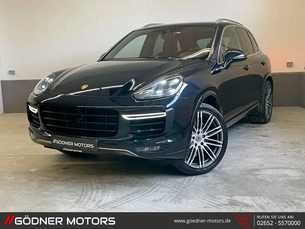 Photo 1 : Porsche Cayenne 2015 Petrol