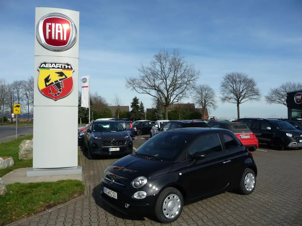 Photo 1 : Fiat 500 2023 Essence