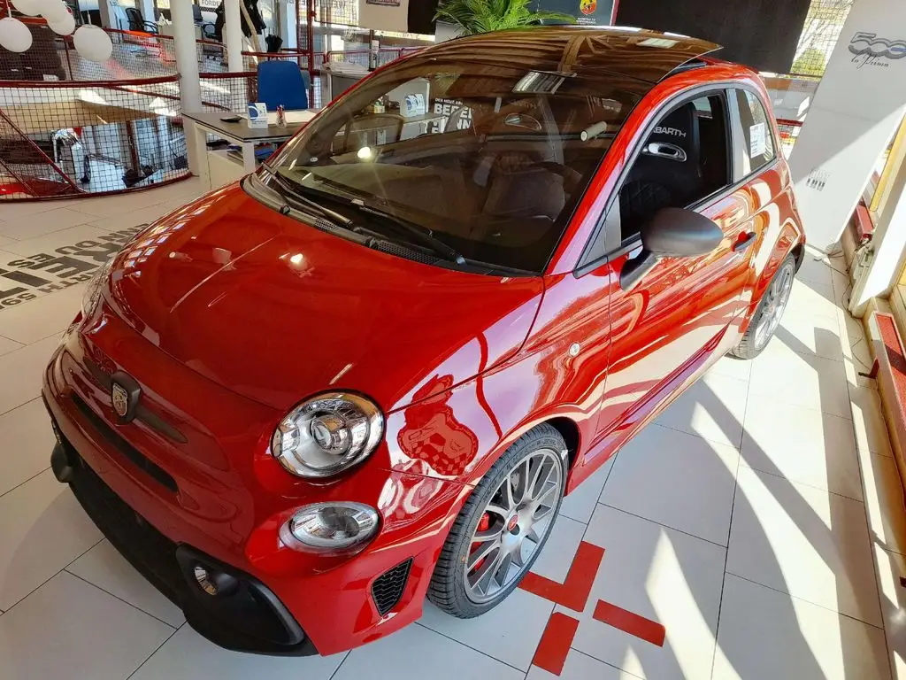 Photo 1 : Abarth 695 2023 Petrol