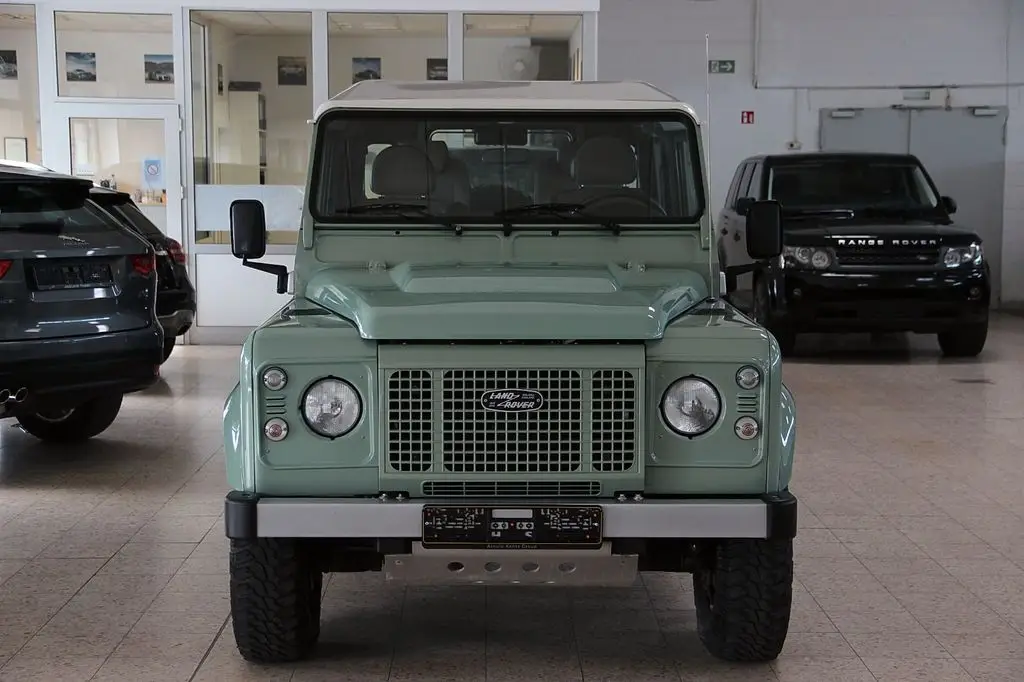 Photo 1 : Land Rover Defender 2015 Diesel