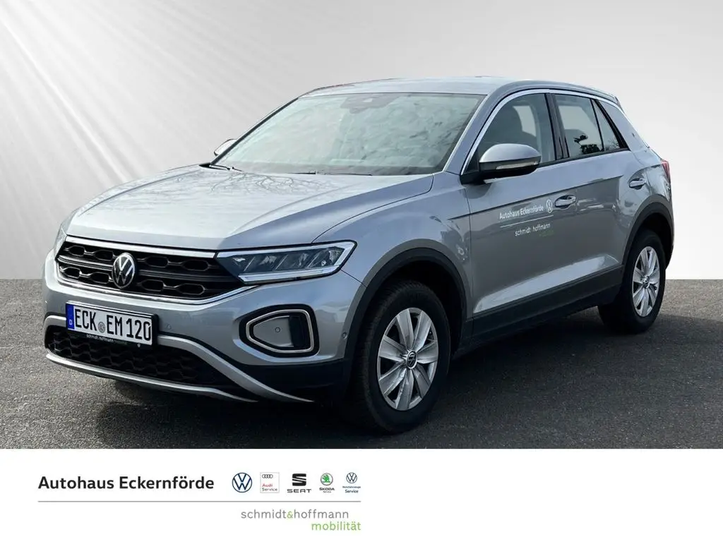 Photo 1 : Volkswagen T-roc 2023 Essence