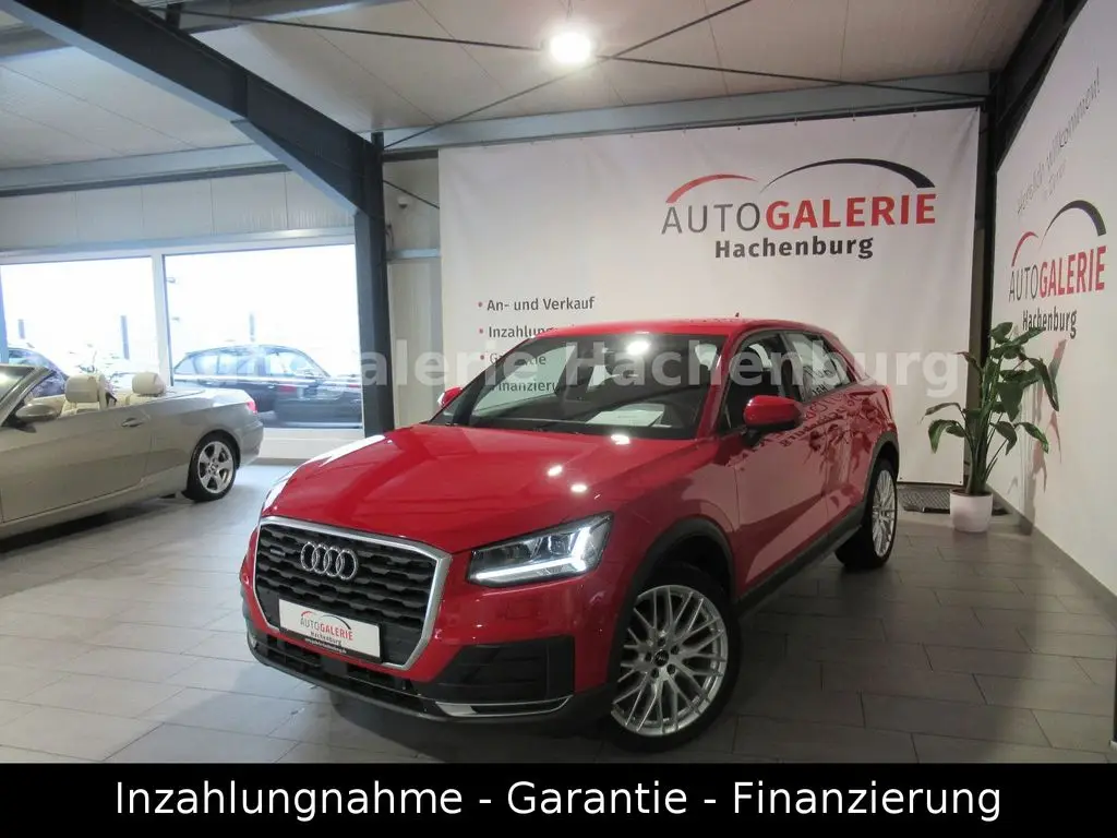 Photo 1 : Audi Q2 2018 Petrol