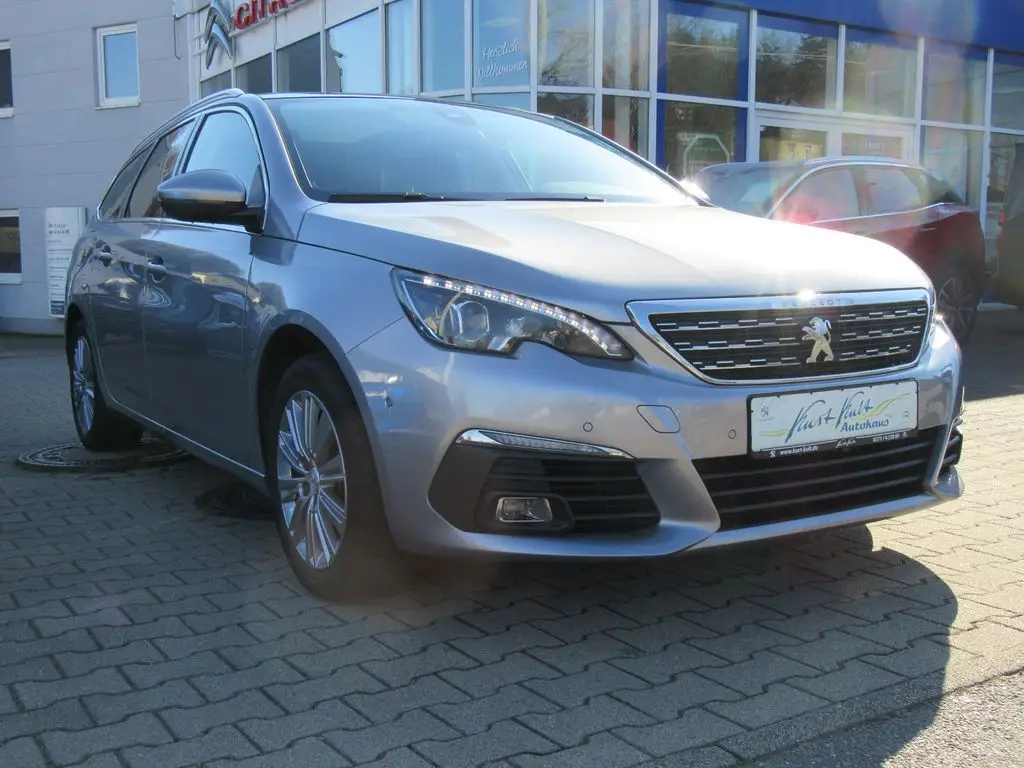 Photo 1 : Peugeot 308 2018 Diesel