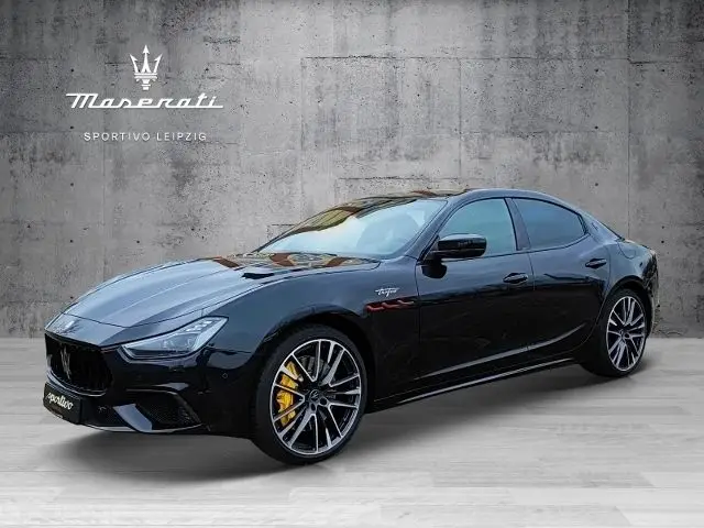 Photo 1 : Maserati Ghibli 2024 Essence