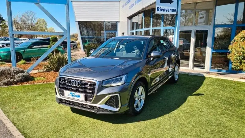 Photo 1 : Audi Q2 2022 Essence