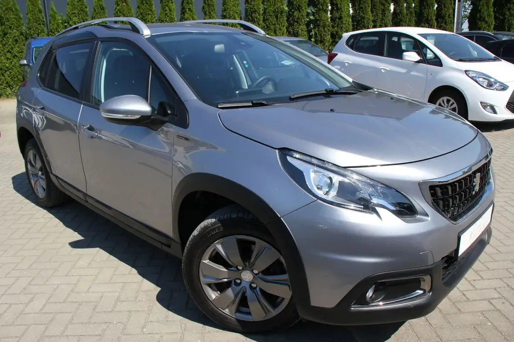 Photo 1 : Peugeot 2008 2019 Petrol