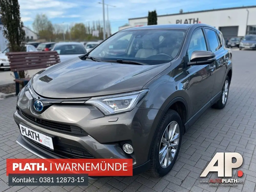 Photo 1 : Toyota Rav4 2017 Hybride