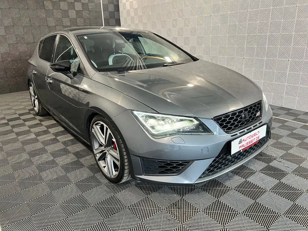 Photo 1 : Seat Leon 2016 Petrol