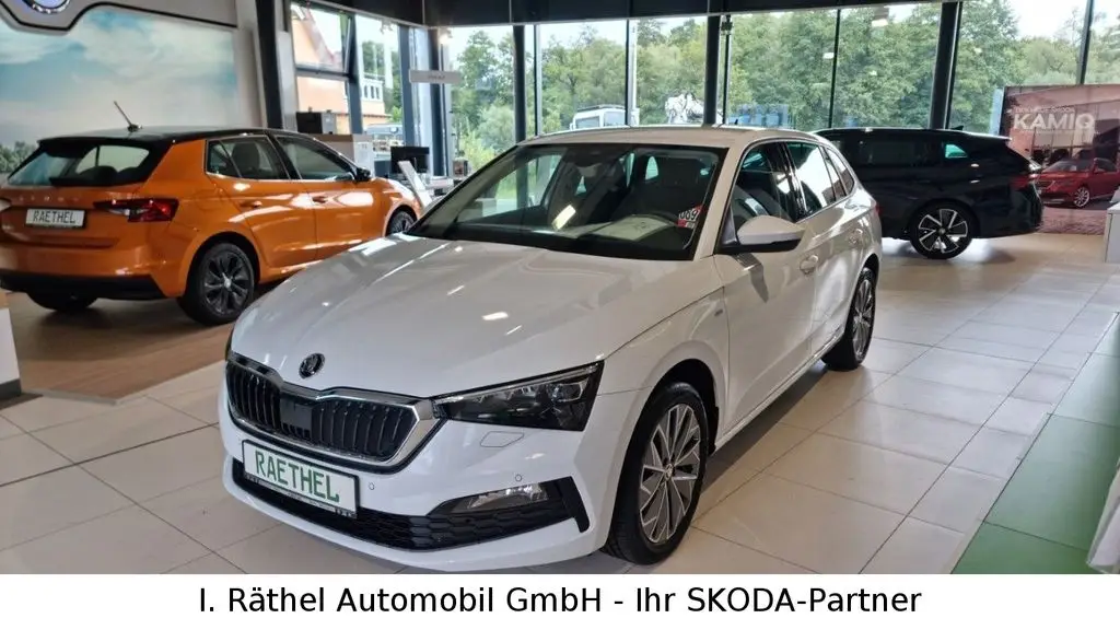 Photo 1 : Skoda Scala 2023 Petrol