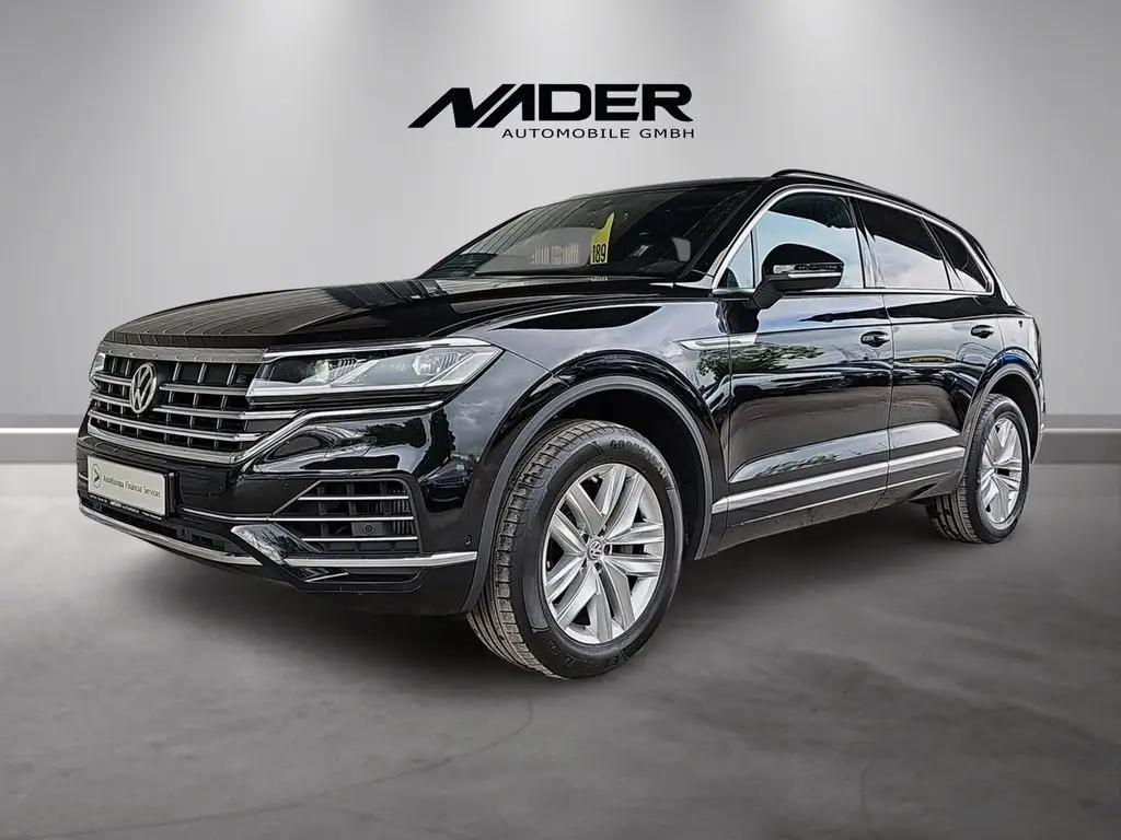 Photo 1 : Volkswagen Touareg 2019 Petrol