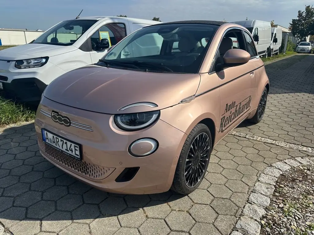 Photo 1 : Fiat 500 2023 Non renseigné